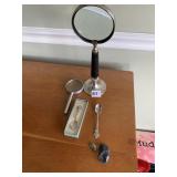 MAGNIFY GLASS ON STAND PIECE OF OBSIDIAN AND 2