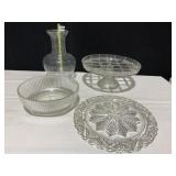 PEDESTAL SERVING PLATE 2 PC. CLEAR VASE, AND