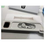 APPLE WATCH SE 44MM GOLD ALU STARLITE BAND BARELY