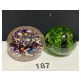 MULTI COLOR CENTER 2.5" PAPER WEIGHT AND GREEN