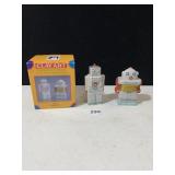 CLAY ART COLLECTIBLE ROBOTS SALT & PEPPER SHAKERS