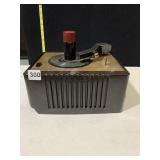VINTAGE RCA VICTOR 45 RPM RECORD PLAYER WITH