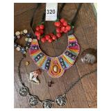 JEWELRY INCL. ELEPHANT PENDANT, BEADED NECKLACE,