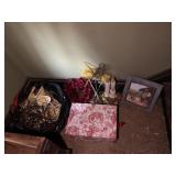 WINDOW CANDLE LIGHTS, GIFT BOX, HEART DECORATION,