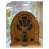 CROSLY CASSETTE PLAYER RADIO