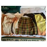 WOMENï¿½S SKIRTS, TOPS, CAPRIS, SZ S/M