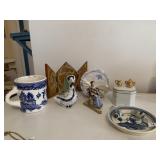 DELF MINI PLATE WITH SHOE NEEDING REGLUED, NOTE