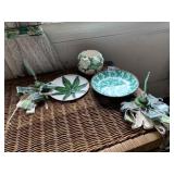 PORCELAIN WARE JAPANESE PLATE IN BRASS, FROG