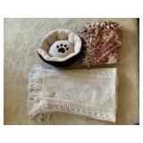 CREAM AFGHAN, COLONIAL VILLAGE PATTERN, DOG BED