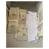 3 PC TOWEL SETS INCLUDING LARGE, HAND TOWN AND