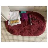 TOWELS, OVAL BATHMAT, HAIR STRAIGHTENER