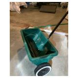 LAWN SPREADER