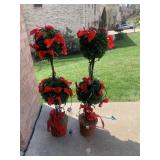 TREE W/ LIGHTS IN BASKET