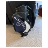 NIKE GOLF BAG