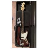 FENDER JAZZ BASS GUITAR - MN8154240- VERY GOOD