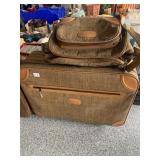 PIER CARDIN LUGGAGE SET & OTHER VINYL CASE