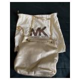 MICHAEL KORS SOFT LEATHER PURSE W/ BRASS ACCENT