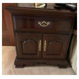 THOMASVILLE NIGHTSTAND 1 DRAWER TWO DOORS - 25" H