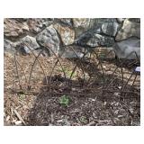 45 PIECES OF GARDEN IRON EDGING 25" W X 15" H