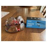 4 PAIRS OF SAFTEY GLASSES