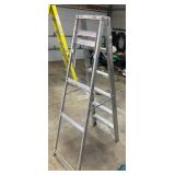 ALUMINUM FOLDING LADDER 6