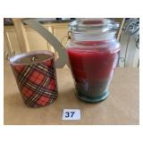 KIRKLAND AND PINE SCENT CANDLE