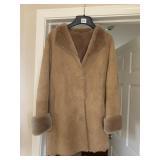 GENUINE SHEARLING MADE IN SPAIN SZ. L - TAN