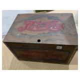 PEPSI CRATE W/ CHECKER GAME BOARD AND PEPSI/DIET