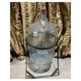 GLASS WATER BOTTLE WITH STAND