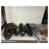 MENï¿½S L/XL RUBBER RAIN SHOES AND RUBBER YAK TRAX,