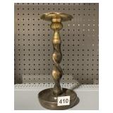 HEAVY TWISTED BASE CANDLE HOLDER