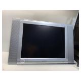 SHARP TV NO REMOTE 19"