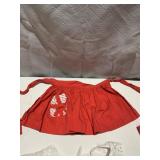 APRONS 1 CHILDS RED, RED/WHITE CHECKER, WHITE W/