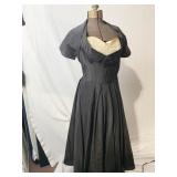 VINTAGE BLACK PARTY DRESS WITH HEART SHAPE