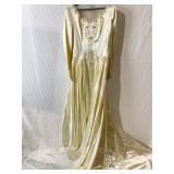 VINTAGE IVORY SATIN WEDDING DRESS EXTRA LONG