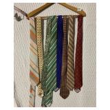 NON-BRANDED NECK TIES