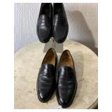 TWO PAIR MENï¿½S BLACK LEATHER LOAFERS BROOKS BROS