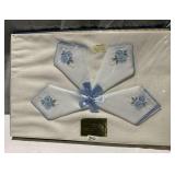 NEW IN BOX 5 PC. TABLECLOTH SET A PIONEER PRODUCT