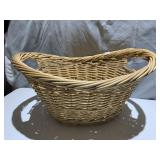 DOUBLE HANDLE WICKER BASKET