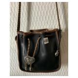 BLACK AND TAN LEATHER COACH PURSE NO 553022