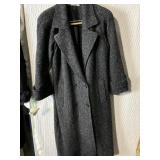 LARRY LEVINE WOMENS OVER COAT APPROX 10/12