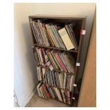 4 SHELF BOOKSHELF, CONTENTS NOT INCLUDED