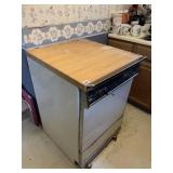 FREE STANDING DISH WASHER, IN SINK ERATOR CLASSIC