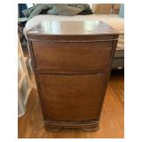 SMALL WOOD NIGHTSTAND