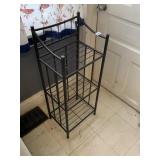 LIGHTWEIGHT METAL 3 TIER PLANT RACK