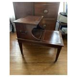 2 TIER LEATHER TOPPED END TABLE