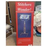 STITCHERS WONDER STANDING ADJUSTABLE CANVAS