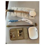 DOG HEAD SHOEHORN, MANICURE KIT, LOTION