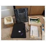 CANVAS STRETCHER, EMBROIDERY PROJECT ORGANIZER