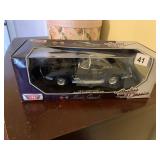 1:18 SCALE MOTOR MAX MAKO SHARK 1961 CORVETTE DIE